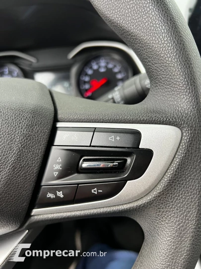 ONIX SEDAN Plus LT 1.0 12V Flex 4p Mec.