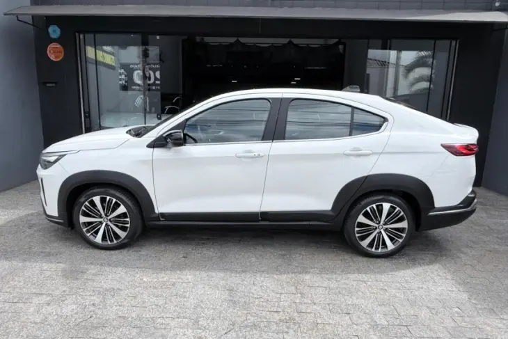 FASTBACK 1.0 Turbo 200 Audace