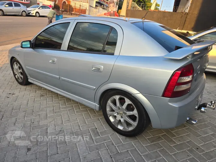 Astra Advantage 2.0 MPFI 8V FlexPower 5p