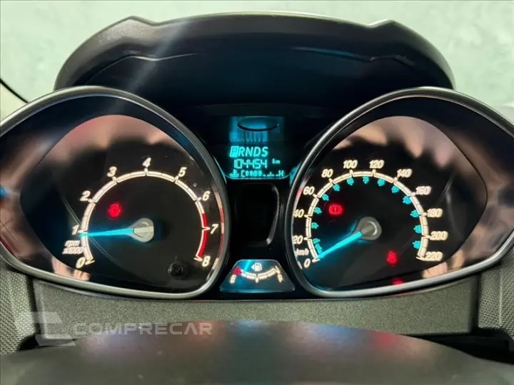 FIESTA 1.6 Titanium Hatch 16V