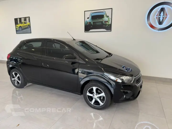 Onix Hatch 1.4 4P FLEX LTZ AUTOMÁTICO