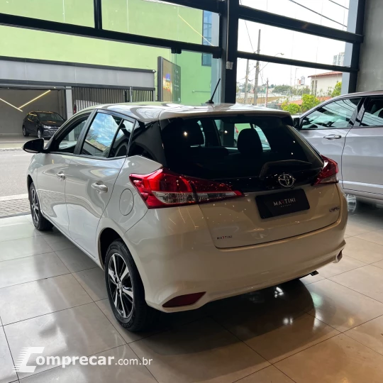 YARIS XL Live 1.3 Flex 16V 5p Aut.
