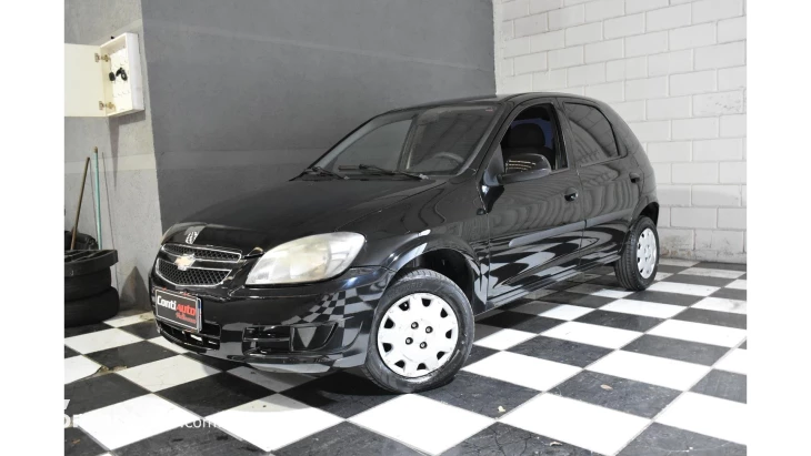 CELTA - 1.0 MPFI LT 8V 4P MANUAL