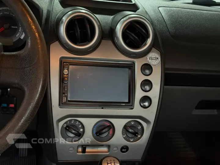 FIESTA 1.6 ROCAM SEDAN 8V FLEX 4P MANUAL