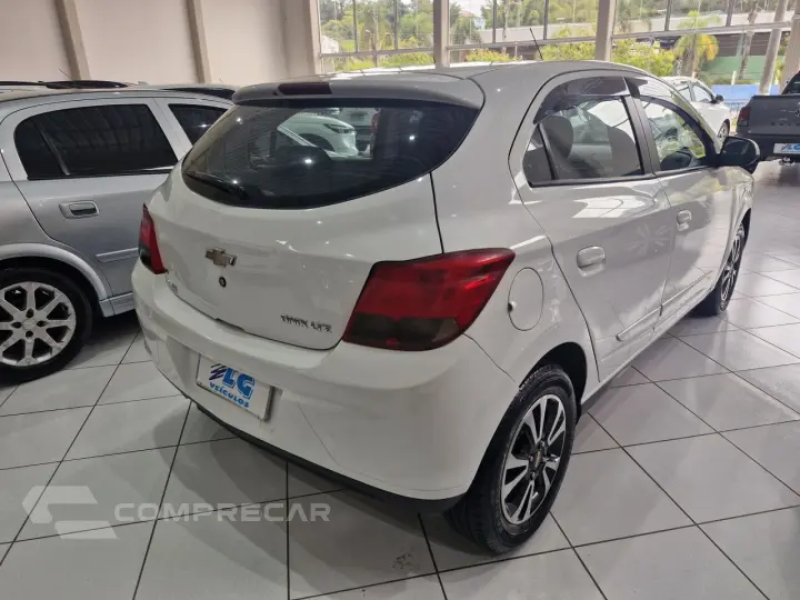 Onix Hatch 1.4 4P FLEX LTZ