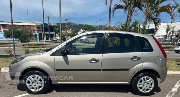 FIESTA 1.6 MPI Class Hatch 8V