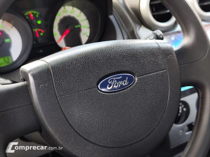 FIESTA 1.6 MPI SEDAN 8V FLEX 4P MANUAL
