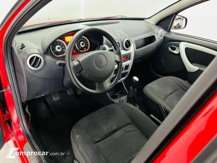 SANDERO STEPWAY