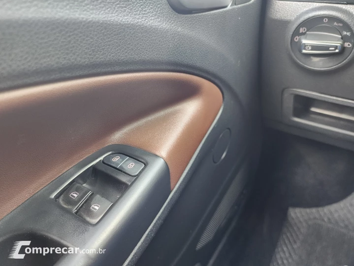 SAVEIRO 1.6 Cross CD 16V