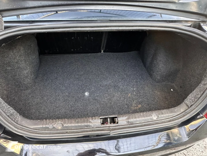 FIESTA 1.6 MPI Sedan 8V