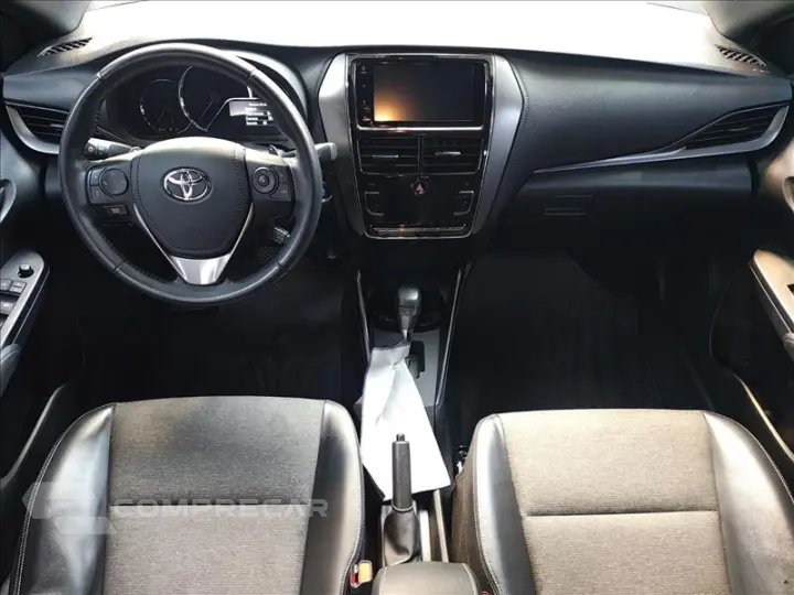 YARIS 1.5 16V XS Connect