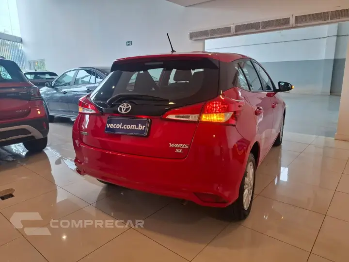 Yaris Hatch 1.3 16V 4P FLEX XL PLUS TECH MULTIDRIVE AUTOMÁTI
