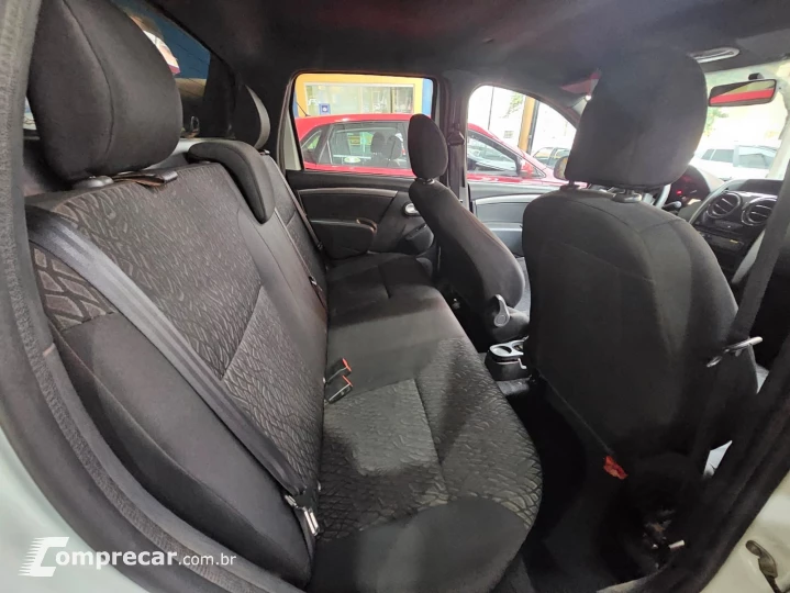 DUSTER OROCH Expression 1.6 Flex 16V Mec
