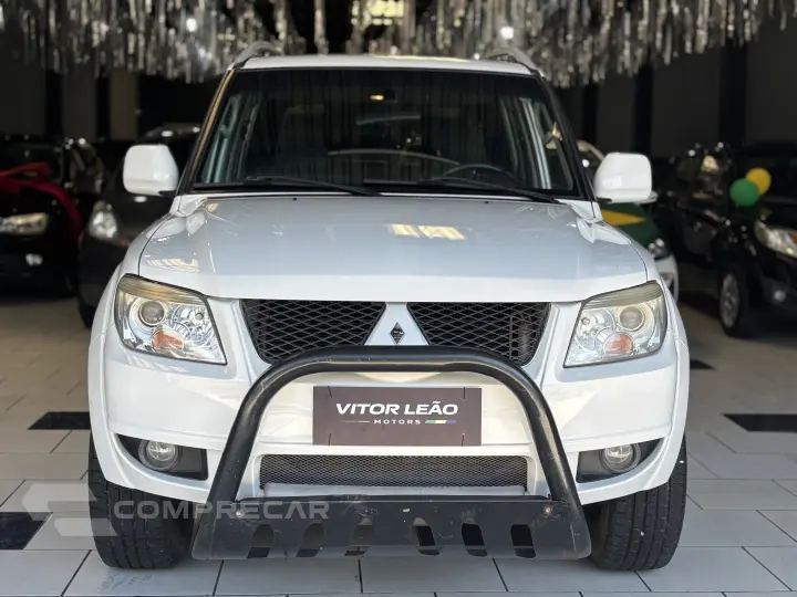 PAJERO TR4 2.0 4X2 16V 140CV FLEX 4P AUTOMÁTICO