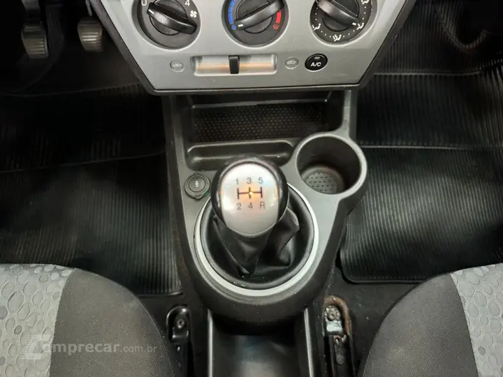 Fiesta 1.0 Rocam Hatch 8V Flex 4P Manual