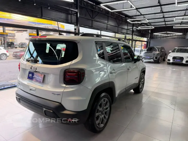 Renegade Long. T270 1.3 TB 4x2 Flex Aut.