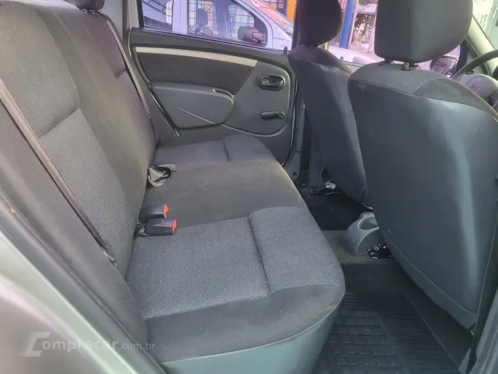 LOGAN 1.6 Expression 8V