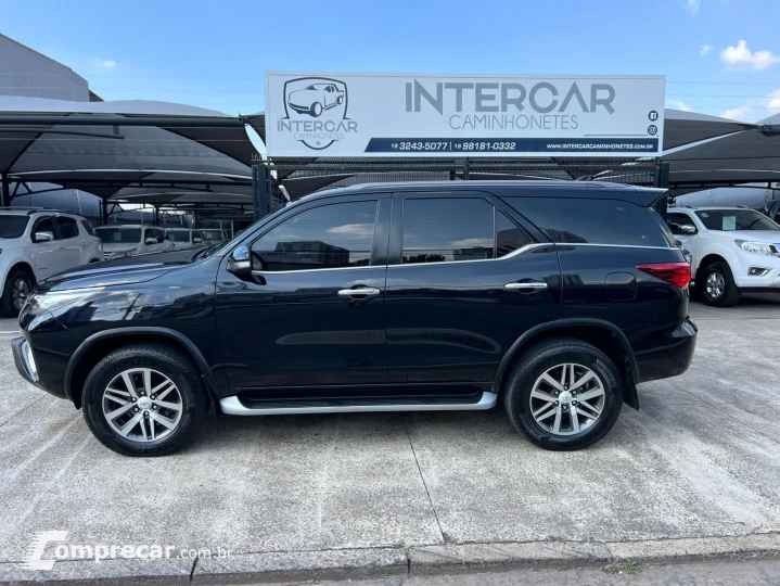 HILUX SW4 2.8 D-4d Turbo SRX 4X4
