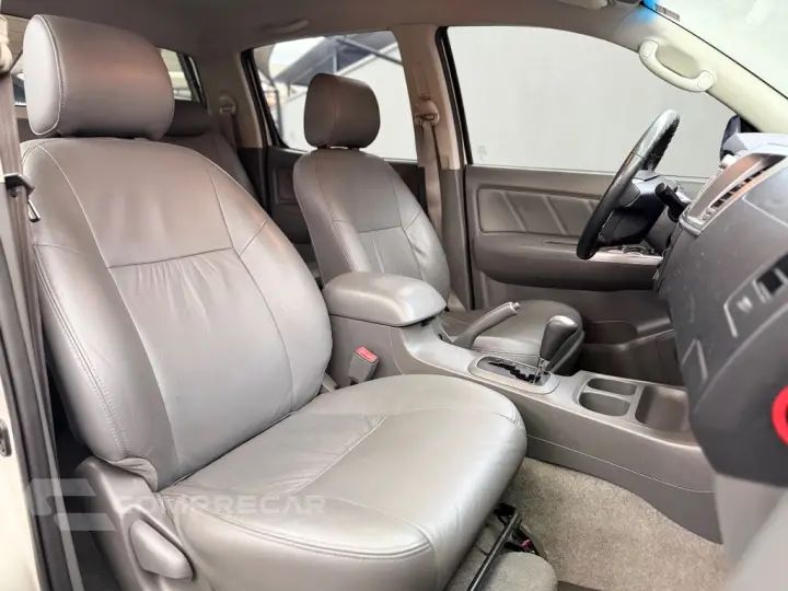 Hilux CD SRV 4x2 2.7 Flex 16V Aut.