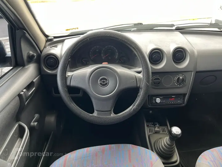 CELTA 1.0 MPFI Life 8V