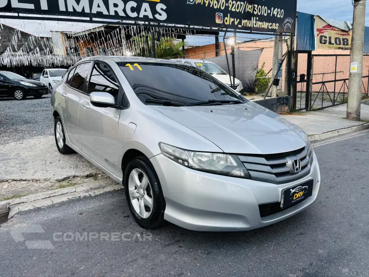 CITY 1.5 LX Sedan 16V