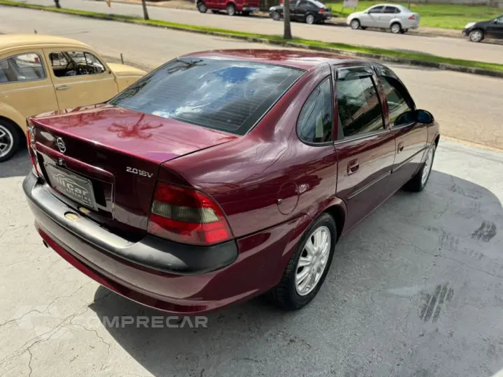 Vectra CD 2.2 16V / 2.0 16V Mec./Aut.