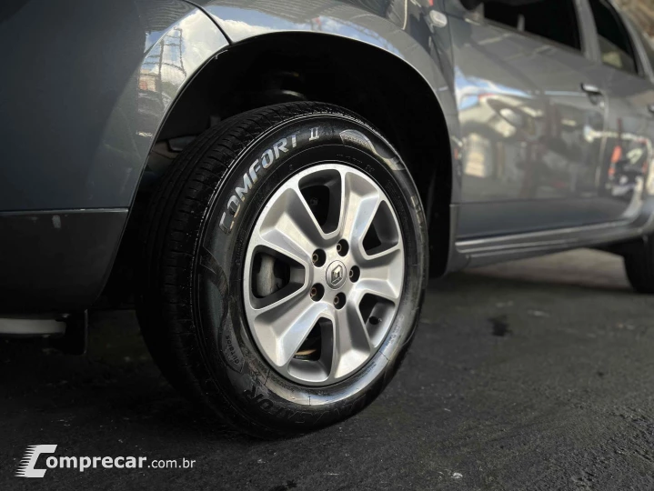 DUSTER 1.6 16V SCE FLEX AUTHENTIQUE X-TRONIC