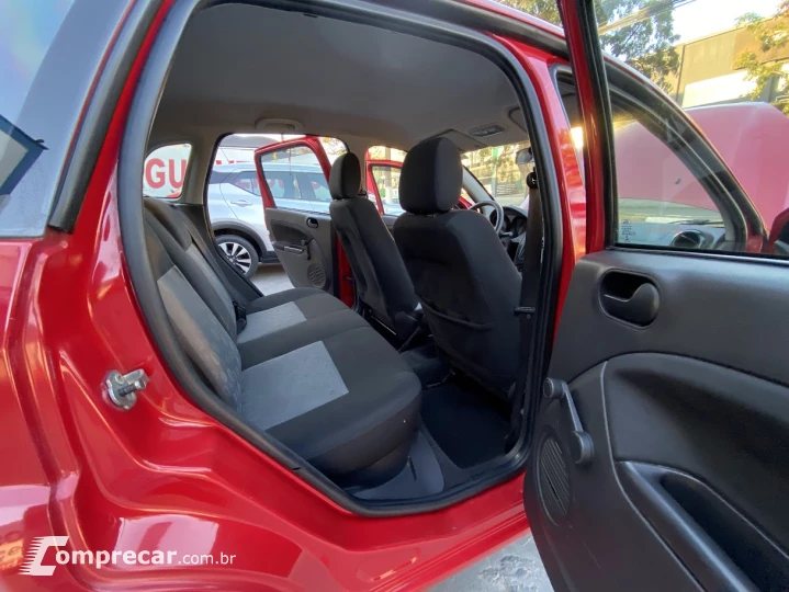 FIESTA 1.0 MPI Hatch 8V