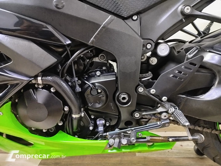 Ninja ZX-6R