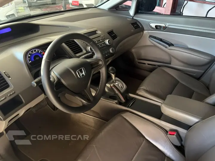 CIVIC 1.8 LXS 16V GASOLINA 4P AUTOMÁTICO