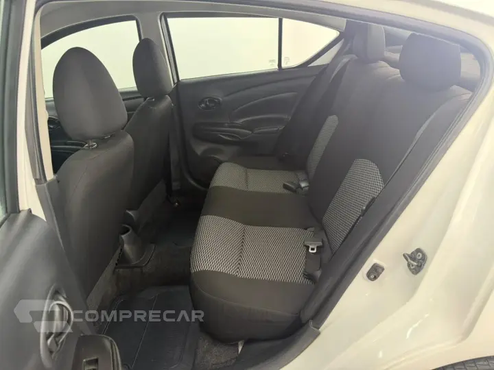 VERSA 1.0 12V FlexStart 4p Mec.