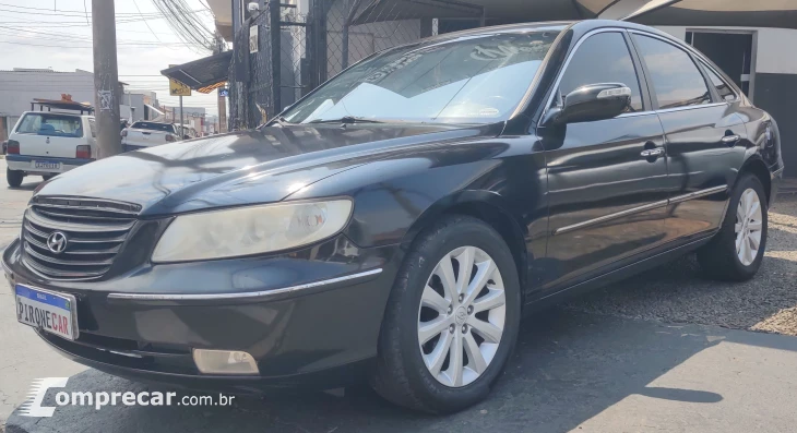 AZERA 3.3 MPFI GLS Sedan V6 24V