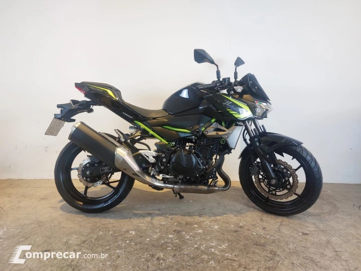 KAWASAKI Z400