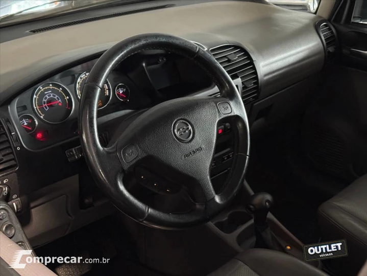 ZAFIRA 2.0 MPFI ELITE 8V FLEX 4P AUTOMÁTICO