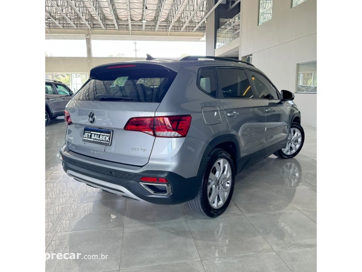 TAOS 1.4 250 TSI TOTAL FLEX COMFORTLINE AUTOMÁTICO
