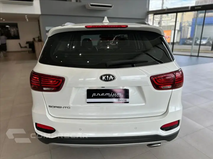 SORENTO 2.4 16V GASOLINA EX 7L AUTOMÁTICO