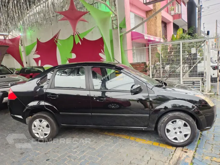 FIESTA 1.6 MPI TREND SEDAN 8V