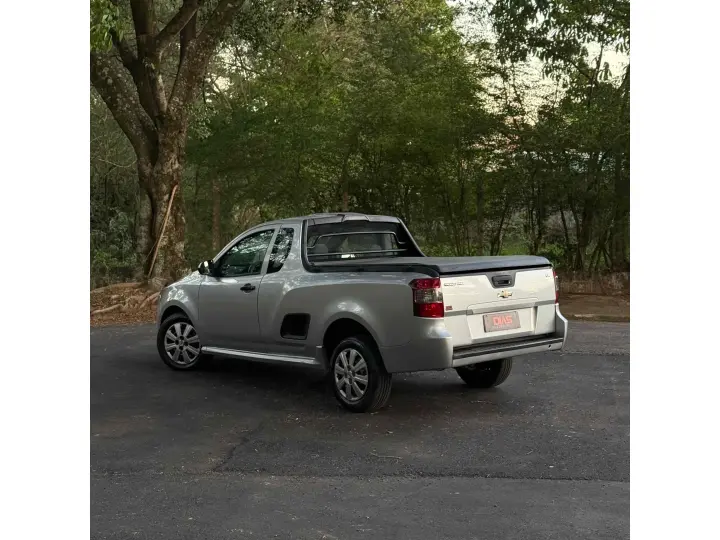 MONTANA 1.4 MPFI LS CS 8V FLEX 2P MANUAL