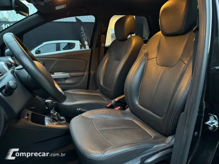 CAPTUR Intense Bose 1.6 16V Flex 5p Aut.