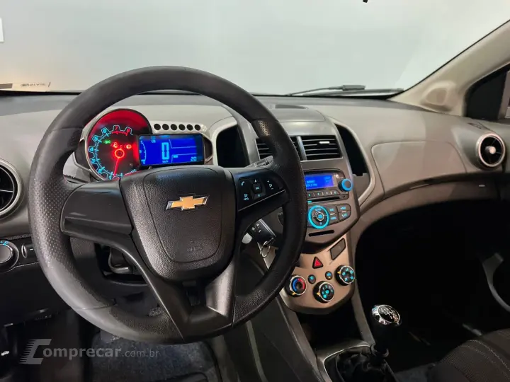 SONIC 1.6 LT 16V FLEX 4P MANUAL