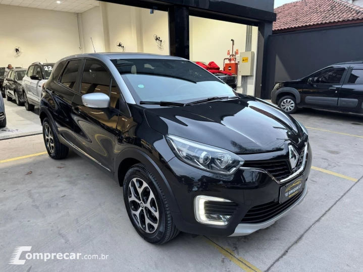 CAPTUR Intense Bose 1.6 16V Flex 5p Aut.