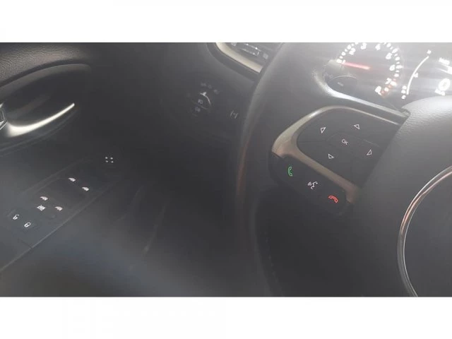 RENEGADE - 1.8 16V LONGITUDE 4P AUTOMÁTICO