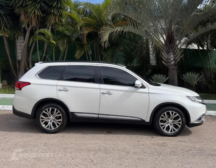 OUTLANDER 2.2 165CV DIESEL