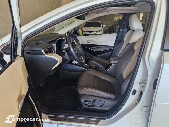 COROLLA 1.8 VVT-I Hybrid Altis Premium