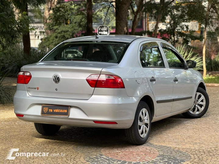 VOYAGE 1.0 MI TRENDLINE 8V FLEX 4P MANUAL