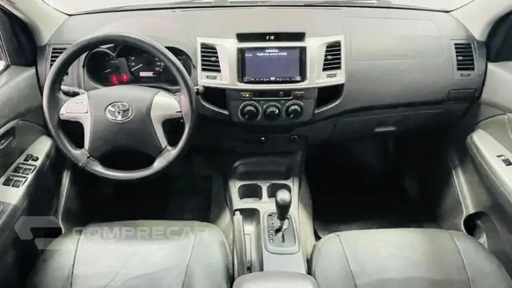 HILUX 2.7 CD SR 4X2