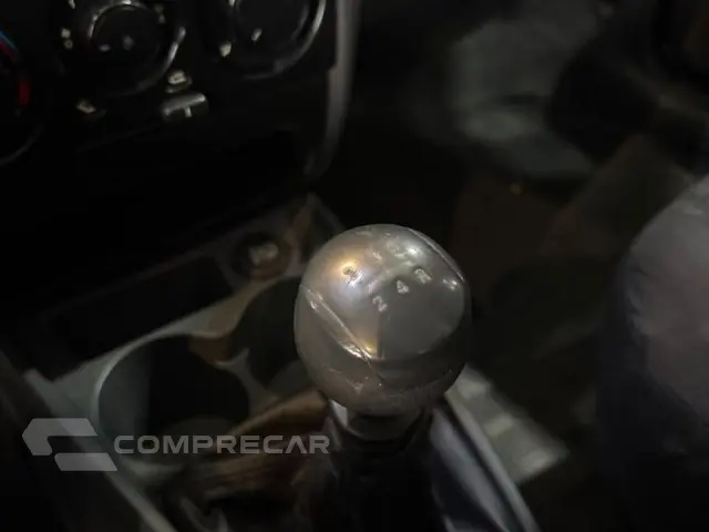 SIENA - 1.0 MPI EL CELEBRATION 8V 4P MANUAL