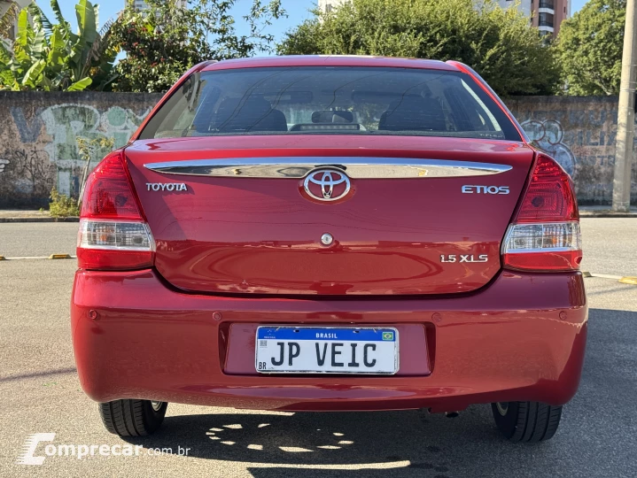 ETIOS 1.5 XLS Sedan 16V