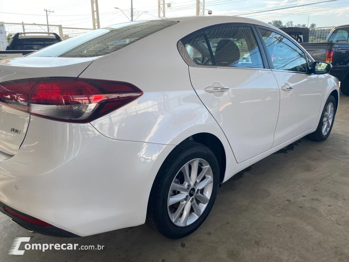 CERATO 1.6 SX2 16V