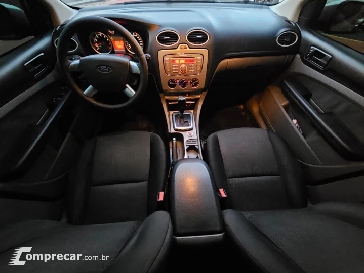 Focus Sedan 2.0 16V/2.0 16V Flex 4p Aut.